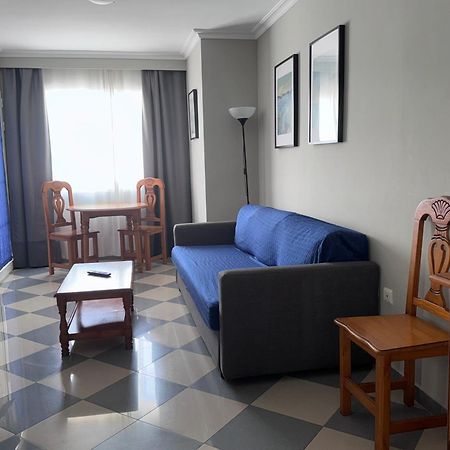 Apartamentos Nina De Oro Torremolinos Luaran gambar