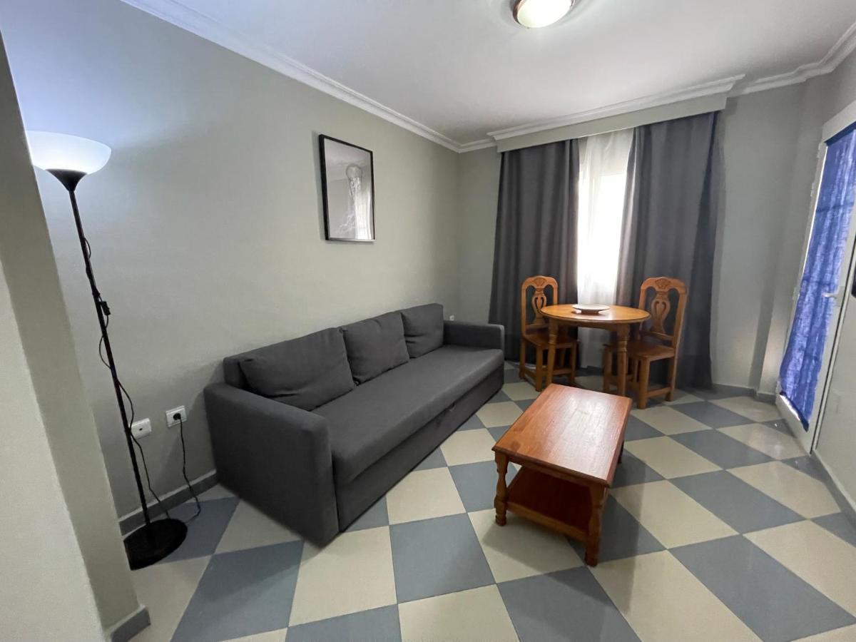 Apartamentos Nina De Oro Torremolinos Luaran gambar