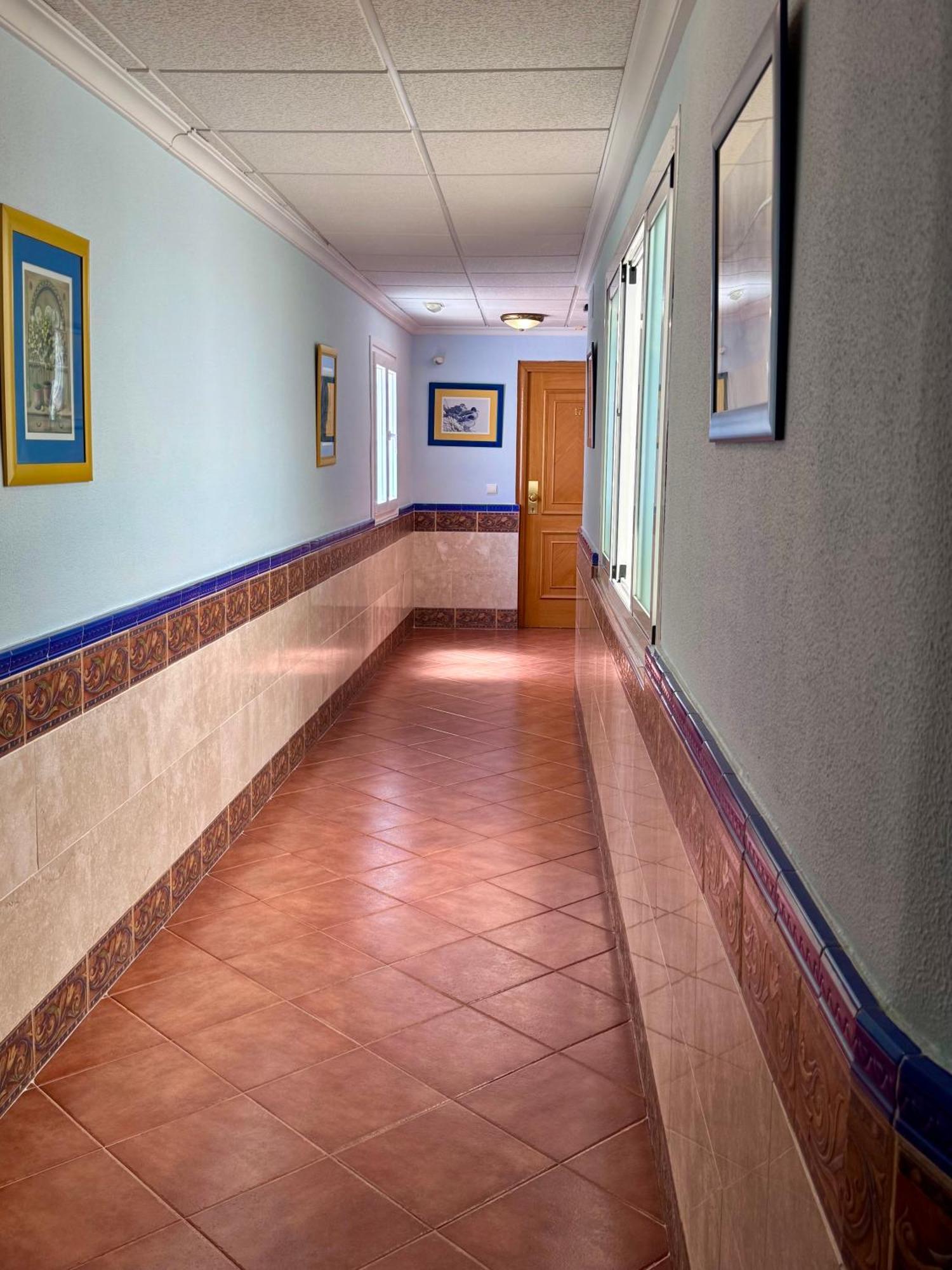 Apartamentos Nina De Oro Torremolinos Luaran gambar