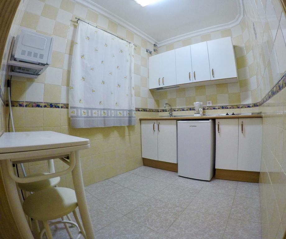 Apartamentos Nina De Oro Torremolinos Luaran gambar
