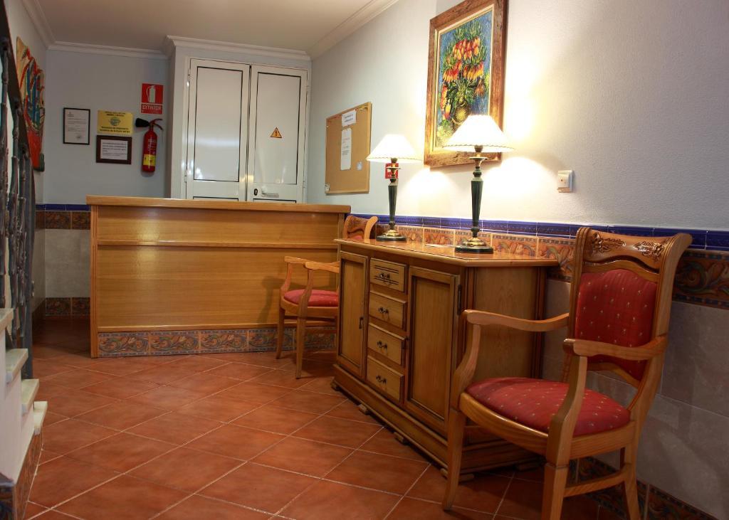 Apartamentos Nina De Oro Torremolinos Luaran gambar
